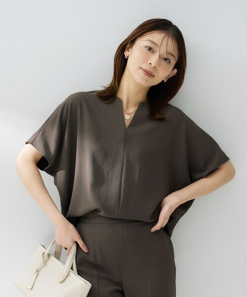 UNTITLED / アンタイトル シャツ・ブラウス | リラックスキーVネックブラウス | 詳細15