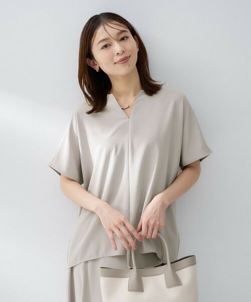 UNTITLED / アンタイトル シャツ・ブラウス | リラックスキーVネックブラウス | 詳細19