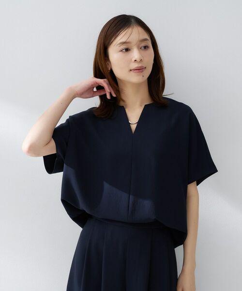 UNTITLED / アンタイトル シャツ・ブラウス | リラックスキーVネックブラウス | 詳細25