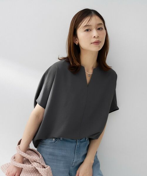 UNTITLED / アンタイトル シャツ・ブラウス | リラックスキーVネックブラウス | 詳細7