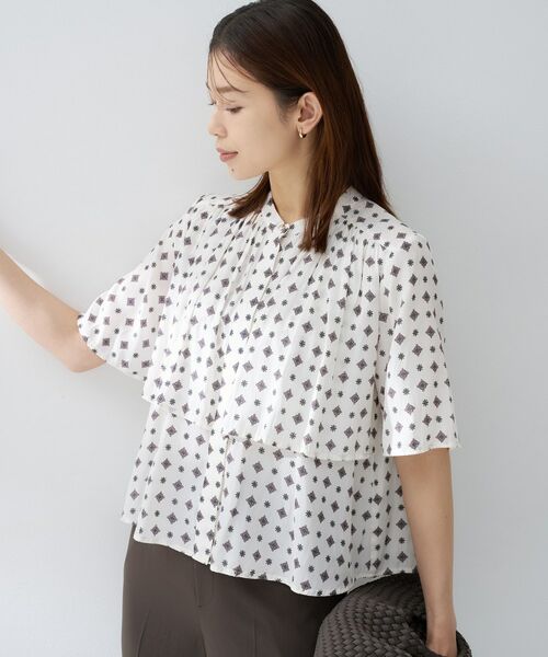UNTITLED / アンタイトル シャツ・ブラウス | コモンプリントブラウス（ホワイト(101)）