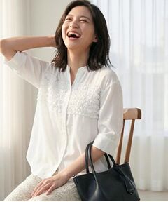 フロントフリルブラウス