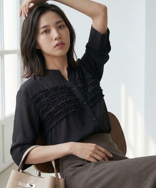 UNTITLED / アンタイトル シャツ・ブラウス | フロントフリルブラウス(ブラック(019))