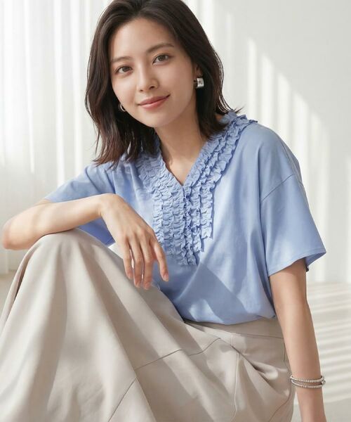 UNTITLED / アンタイトル シャツ・ブラウス | Vネックフリルブラウス(ブルー(091))