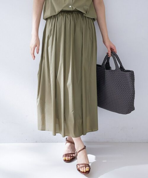 UNTITLED / アンタイトル ロング・マキシ丈スカート | ローンフレアスカート（カーキ(027)）