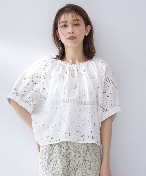 UNTITLED / アンタイトル シャツ・ブラウス | 【TORRAZZO DONNA】カットワークレーストップス（ホワイト(001)）