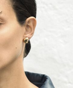 AGMES　SMALL GIA STUDS GOLD