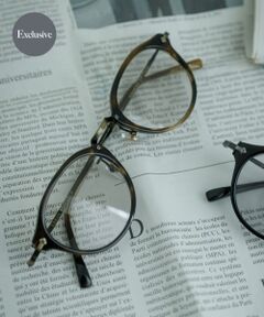 <b>KANEKO OPTICAL×URBAN RESEARCH / 金子眼鏡×アーバンリサーチ</b><br><br>世界中でも最高品質の眼鏡を作るとされる職人の街、福井県鯖江。 同所にて熟練の技術を備えた職人達が、セルロイドなどの古くから使われていた原料を使用し、 一本一本研磨、加工を施し、美しいフォルムと最高のかけ心地のプロダクトを産み出しています。<br><br><br><br>【2024 Spring/Summer】【24SS】<br><br>※高温になる場所または金属類と一緒にしまわないでください。変形したり、キズが付く恐れがあります。<br>※暗い所、トンネル内でのご使用を避けてください。視界不良により、ケガをする恐れがあります。<br>※その他お取り扱いに関しましては、商品に付属のアテンションタグをご覧ください。<br><br>可視光線透過率 : 60%(BK×GRY), 70%(CHS×GRY)<br>紫外線透過率 : 1.0%以下<br>総重量 : 約23.5g<br><br>※商品画像は、光の当たり具合やパソコンなどの閲覧環境により、実際の色味と異なって見える場合がございます。予めご了承ください。<br>※商品の色味の目安は、商品単体の画像をご参照ください。<br><br><b>▼お気に入り登録のおすすめ▼</b><br>お気に入り登録商品は、マイページにて現在の価格情報や在庫状況の確認が可能です。<br>お買い物リストの管理に是非ご利用下さい。