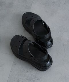 クロックス　MEGA CRUSH SANDAL