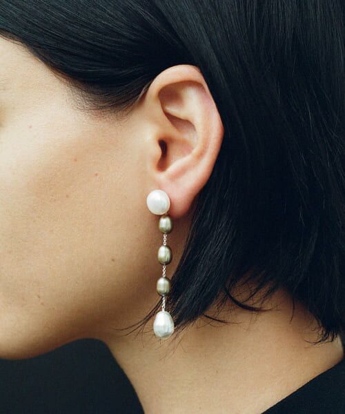 URBAN RESEARCH / アーバンリサーチ ピアス・イヤリング | Sophie Buhai　Small Passante Earrings In Pistachio | 詳細1