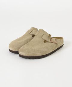 BIRKENSTOCKお馴染みの、洗練されたフォームが魅力的なBostonモデル。<br>このモデルには柔らかく肌触りの良いベロアレザーを使用しています。<br>ベルトを調節し、自由にフィット感を調整できます。<br><br><strong style="font-weight:bold;">BIRKENSTOCK(ビルケンシュトック)</strong><br>1774年創業の世界的にも名高いドイツのシューズブランド。人々の足の健康を考え、生活を快適にするために、どんな状況でも安心して着用いただける製品づくりを行っています。サステナブルな資源を利用し、卓越した履き心地、高い機能性と品質を誇ります。<br><br>【2024 Spring/Summer】【24SS】<br><br>※靴箱破損につきましては、商品に不良が無い場合に限り出荷させていただいております。予めご了承ください。<br>※天然素材の特性上、小さなキズやシミ、色ムラ等がある場合がありますが、不良品ではございません。<br>※染色の特性上色落ちしやすく、靴下やボトムスに色移りすることがございます。また摩擦や汗・雨などの湿気によっても色落ちする場合がございますのでご了承ください。<br>※その他お取り扱いに関しましては、商品に付属のアテンションタグをご覧ください。<br><br>重量(片足) : 約240g<br><br>[メーカー表記サイズ]<br>WIDTHS : NARROW FIT<br><br>※商品画像は、光の当たり具合やパソコンなどの閲覧環境により、実際の色味と異なって見える場合がございます。予めご了承ください。<br>※商品の色味の目安は、商品単体の画像をご参照ください。<br><br>-----------------------------<br><b>《スタッフレビュー》</b><br>試着サイズ : 36 / 37<br>36は甲幅・足長ともにぴったりでした。37は甲幅はぴったりで足長は少しゆとりがありました。個人的には36の方がフィット感があり履きやすかったです。スリッポンタイプなので着脱も楽でストレスフリーでした。<br>[スタッフデータ]<br>普段の着用サイズ : 23.0～23.5cm<br>足長 : 22.5cm<br>足囲 : 21.5cm<br>足幅 : 普通<br>※履き心地には個人差がございますので、あくまでも目安としてご覧ください。<br>-----------------------------<br><br><br><b>▼お気に入り登録のおすすめ▼</b><br>お気に入り登録商品は、マイページにて現在の価格情報や在庫状況の確認が可能です。<br>お買い物リストの管理に是非ご利用下さい。