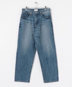 <b>「KAIHARA DENIM」を使用したNEW BASICなデニムコレクション</b><br><br>MADE IN JAPAN FABRIC「KAIHARA DENIM」を使用したデニムパッケージがローンチ。王道の13.5ozの素材を採用し、メンズらしい無骨なノンストレッチ素材で仕上げました。シルエットはヒップにゆとりを持たせたワイドテーパード型で旬なフォルムに。レザーシューズとの相性も抜群です。<br><br>【2024 Autumn/Winter】【24AW】<br><br>※染色の特性上、着用中の摩擦や汗などにより他の衣類や下着、淡い色のベルトやカバン、ソファーなどに色移りすることがあるので、コーディネートや取り扱いにご注意ください。<br>※色落ちすることがあるので洗濯の際は他の物と一緒に洗わないでください。<br>※その他お取り扱いに関しましては、商品に付属のアテンションタグをご覧ください。<br><br>※商品画像は、光の当たり具合やパソコンなどの閲覧環境により、実際の色味と異なって見える場合がございます。予めご了承ください。<br>※商品の色味の目安は、商品単体の画像をご参照ください。<br><br><b>▼お気に入り登録のおすすめ▼</b><br>お気に入り登録商品は、マイページにて現在の価格情報や在庫状況の確認が可能です。<br>お買い物リストの管理に是非ご利用ください。<br><br><h4 class="material">素材感</h4><br><b class="line-height-120p">透け感 : なし<br>伸縮性 : なし<br>裏地 : なし<br>光沢 : なし<br>ポケット : あり</b>