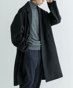 <b>URBAN RESEARCHが現代的解釈で提案する新定番チェスターコート</b><br><br>-MATERIAL-<br>・二重織でふっくらと肉厚な生地を両面共に毛足のあるビーバー仕上げにて光沢感のある素材に<br>・毛足の乱れを抑えるため日本での特殊加工を行ったなめらかな表面感<br>・柔らかく保温性にも優れており、身体を包み込むような温かさ<br><br>-DESIGN-<br>・生地分量の多いAラインを採用した贅沢な作り<br>・身幅をたっぷり取り、ドロップショルダーで抜け感あるオーバーシルエット<br>・袖周りをキモノスリーブに近い作りにすることで肩のラインが馴染むデザイン<br><br>-COORDINATE-<br>・デニムや軍パンとのクリーンでカジュアルなスタイリングに<br>・スラックス等の上品アイテムとも好相性<br>・足元はレザーローファーやブーツで上品な都会的スタイル<br><br>【2024 Autumn/Winter】【24AW】<br><br>※この商品は、着用中に繊維の表面がこすれたり揉まれたりして毛羽が絡み合い、次第に大きくなって出来る毛玉のこと。<br>※素材の特性上、避けられない現象で、完全に帽子することは出来ません。<br>※その他お取り扱いに関しましては、商品に付属のアテンションタグをご覧ください。<br><br>総重量 : 約1400g<br><br>※商品画像は、光の当たり具合やパソコンなどの閲覧環境により、実際の色味と異なって見える場合がございます。予めご了承ください。<br>※商品の色味の目安は、商品単体の画像をご参照ください。<br><br><b>▼お気に入り登録のおすすめ▼</b><br>お気に入り登録商品は、マイページにて現在の価格情報や在庫状況の確認が可能です。<br>お買い物リストの管理に是非ご利用下さい。<br><br><h4 class="material">素材感</h4><br><b class="line-height-120p">透け感 :なし<br>伸縮性 :なし<br>裏地 :あり<br>光沢 :なし<br>ポケット :あり</b>