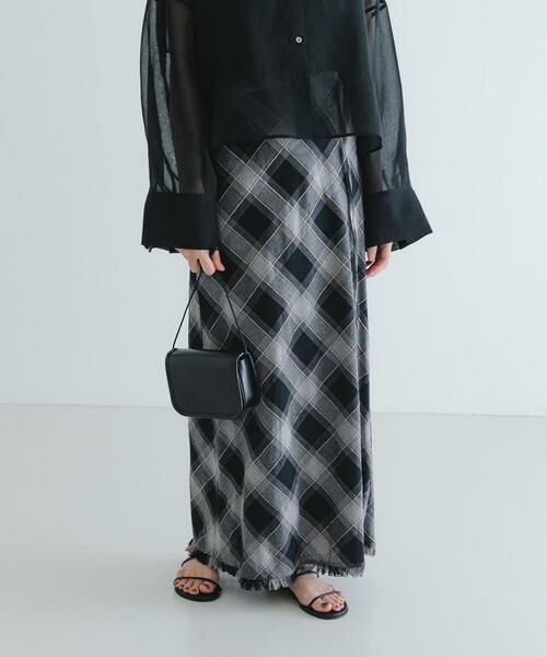 URBAN RESEARCH/アーバンリサーチ バイアスチェックフリンジスカート ブラック系その他 38