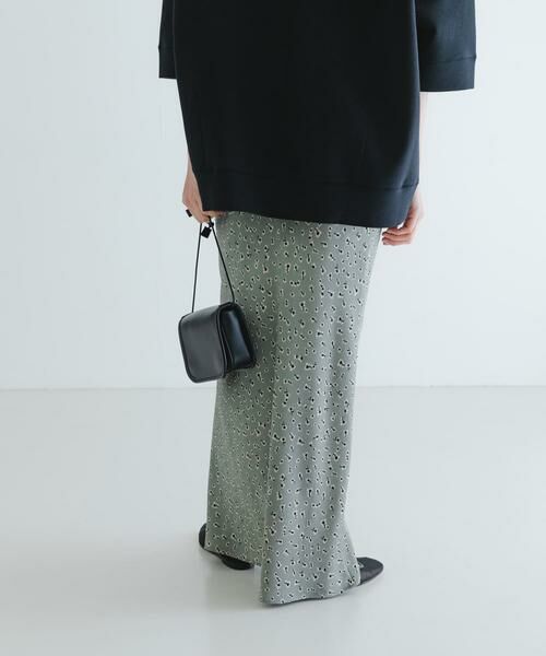 URBAN RESEARCH / アーバンリサーチ スカート | サテンフラワーマーメイドスカート | 詳細3