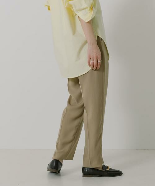 URBAN RESEARCH / アーバンリサーチ その他パンツ | ライトサテンドロストテーパードパンツ | 詳細4