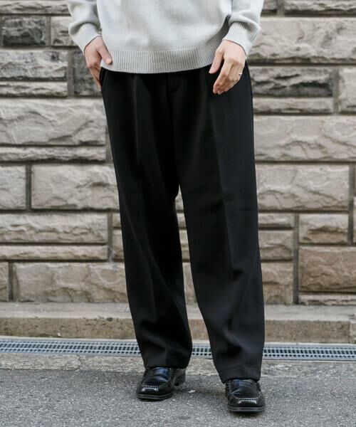 URBAN RESEARCH / アーバンリサーチ その他パンツ | 『UR TECH』『蓄熱』フリースタックストレートイージースラックス | 詳細1