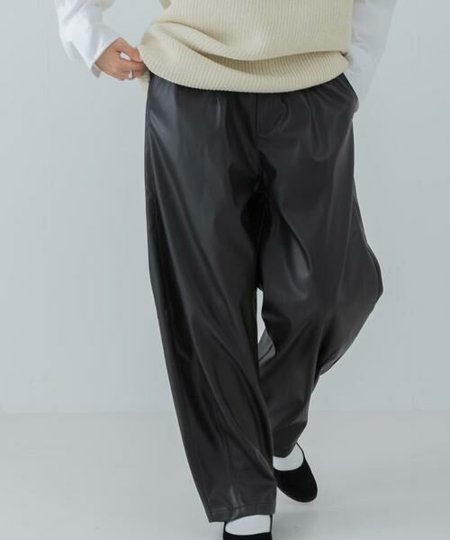 URBAN RESEARCH / アーバンリサーチ その他パンツ | レザーライクコクーンパンツ | 詳細1