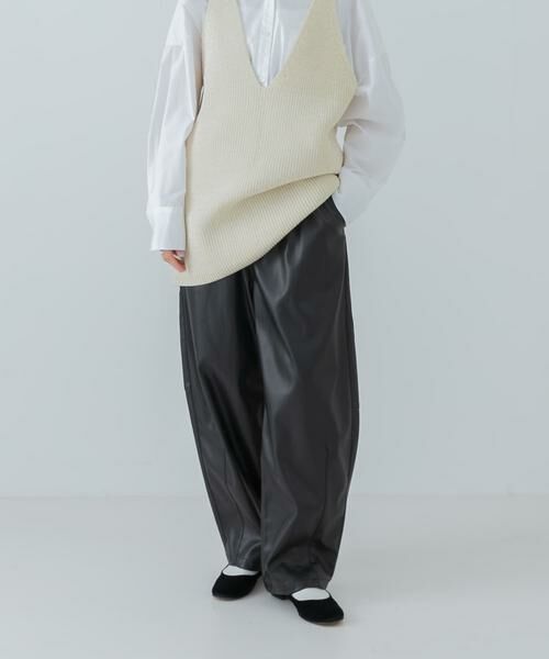 URBAN RESEARCH / アーバンリサーチ その他パンツ | レザーライクコクーンパンツ | 詳細2