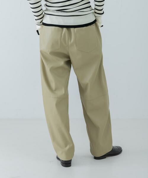 URBAN RESEARCH / アーバンリサーチ その他パンツ | レザーライクコクーンパンツ | 詳細11