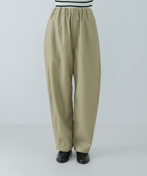 URBAN RESEARCH / アーバンリサーチ その他パンツ | レザーライクコクーンパンツ | 詳細17