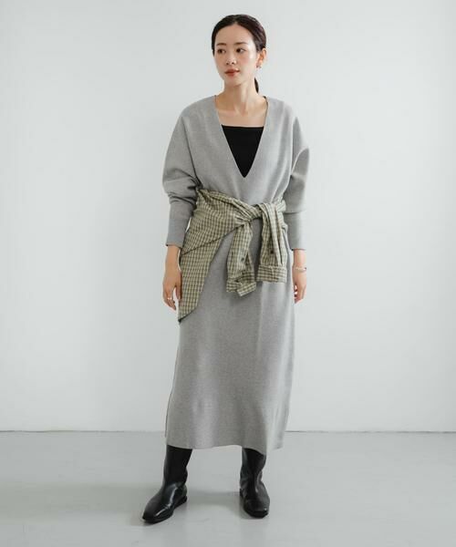 URBAN RESEARCH / アーバンリサーチ ワンピース | 深Vネックニットワンピース | 詳細13