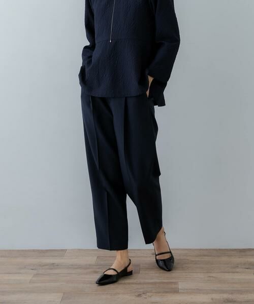 URBAN RESEARCH / アーバンリサーチ その他パンツ | 『3サイズ展開』タックテーパードパンツ | 詳細1