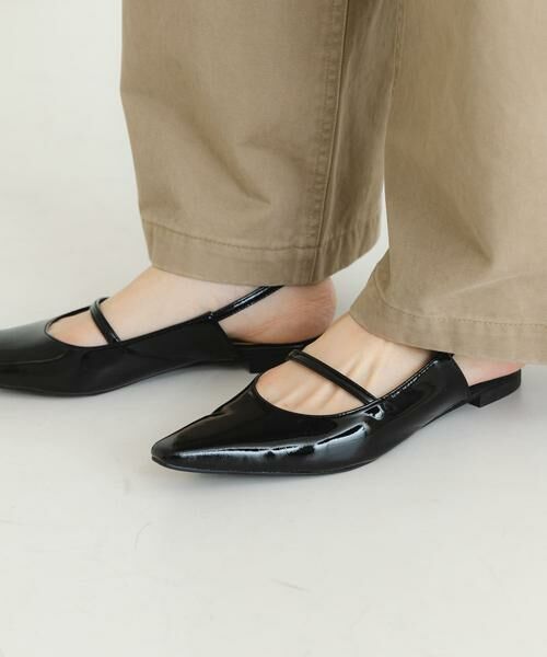 URBAN RESEARCH/アーバンリサーチ ポインテッドバックストラップシューズ ブラック系その他 36