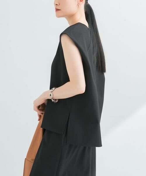 URBAN RESEARCH / アーバンリサーチ ベスト | リネン混Vネックブラウス | 詳細1