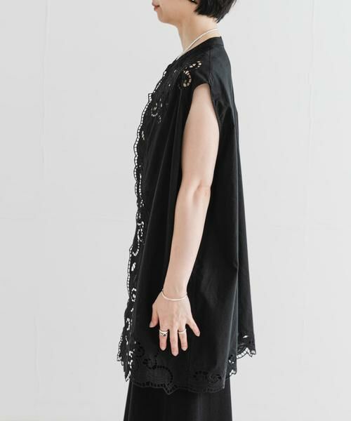 URBAN RESEARCH / アーバンリサーチ ベスト | カットワークレース刺繍ジレ | 詳細22