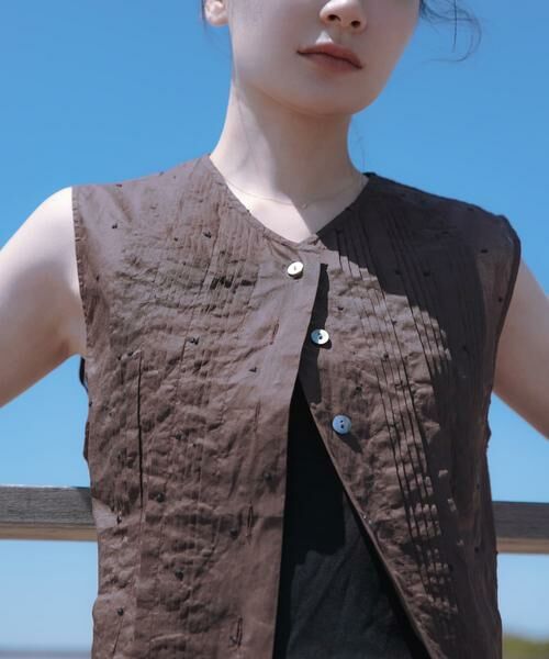 URBAN RESEARCH / アーバンリサーチ ベスト | new basic　オーガンジードットピンタックベスト | 詳細1