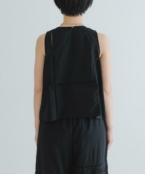 URBAN RESEARCH / アーバンリサーチ ベスト | パッチワークレーストップス | 詳細24