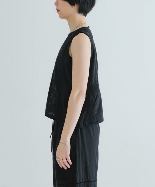 URBAN RESEARCH / アーバンリサーチ ベスト | パッチワークレーストップス | 詳細23