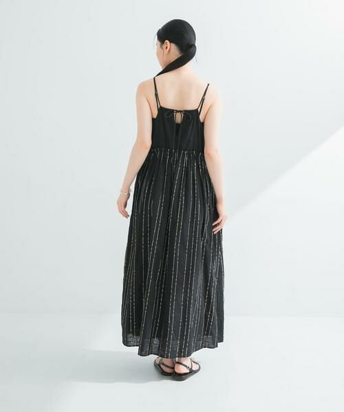 URBAN RESEARCH / アーバンリサーチ ワンピース | スパンコール刺繍キャミワンピース | 詳細1