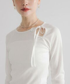 カットアウトリブトップス