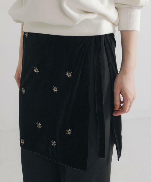 URBAN RESEARCH / アーバンリサーチ スカート | ベロア刺繍ラップスカート | 詳細1