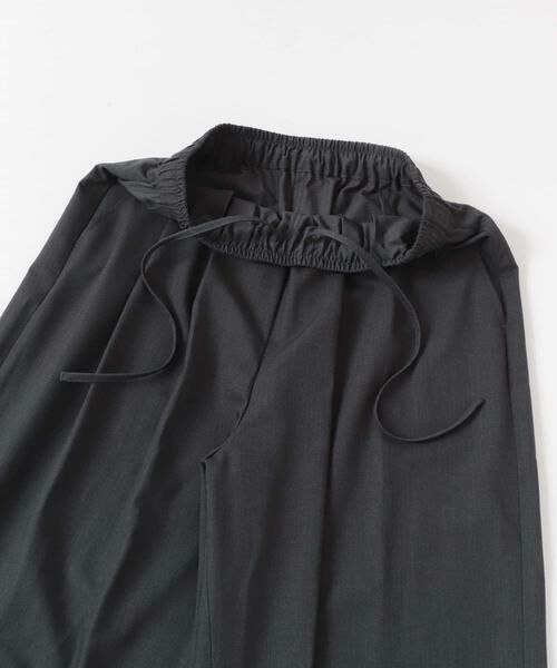 URBAN RESEARCH / アーバンリサーチ その他パンツ | 『3サイズ展開』『イージーケア』 ウール混タックギャザーストレートパンツ | 詳細17