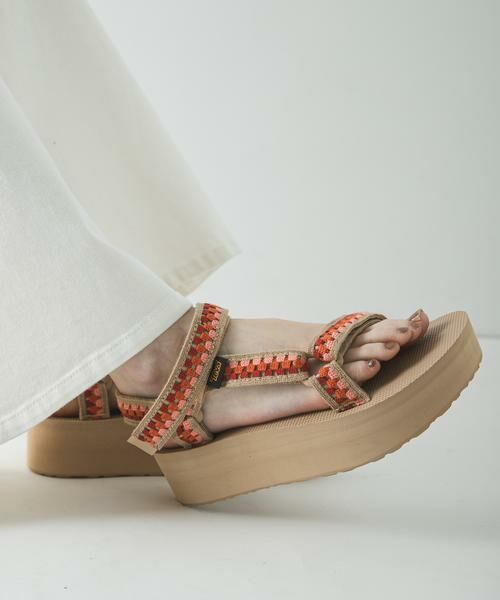 URBAN RESEARCH / アーバンリサーチ サンダル | 『WEB限定』Teva　EXCLUSIVE フラットフォーム ユニバーサル テッセラ | 詳細2