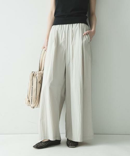 URBAN RESEARCH / アーバンリサーチ その他パンツ | 『UR TECH』ギャザーワイドパンツ（ライトグレー）