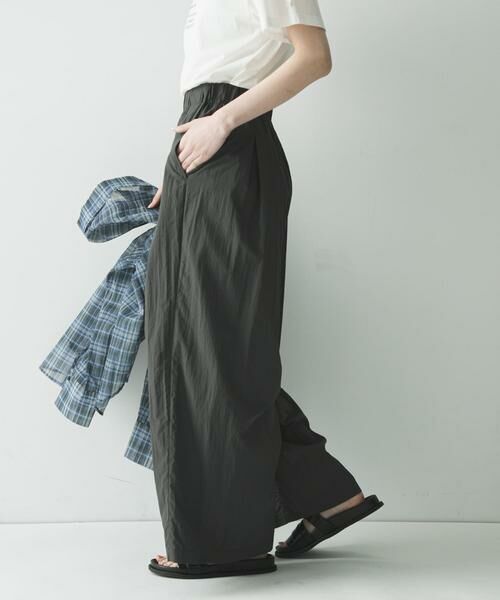 URBAN RESEARCH / アーバンリサーチ その他パンツ | 『UR TECH』ギャザーワイドパンツ | 詳細12