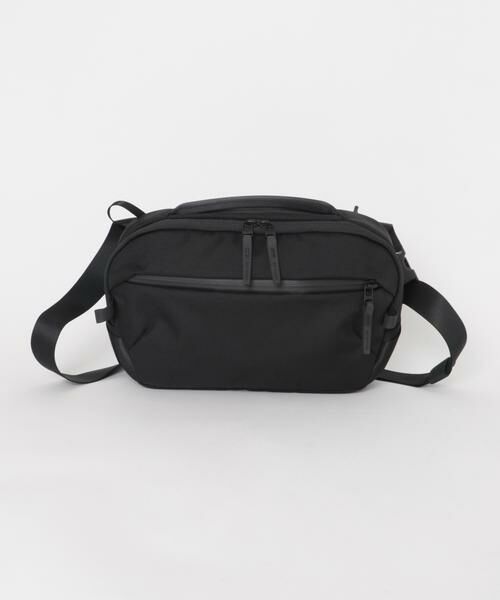 URBAN RESEARCH / アーバンリサーチ ショルダーバッグ | AER　DAY SLING 4 MAX（ブラック）
