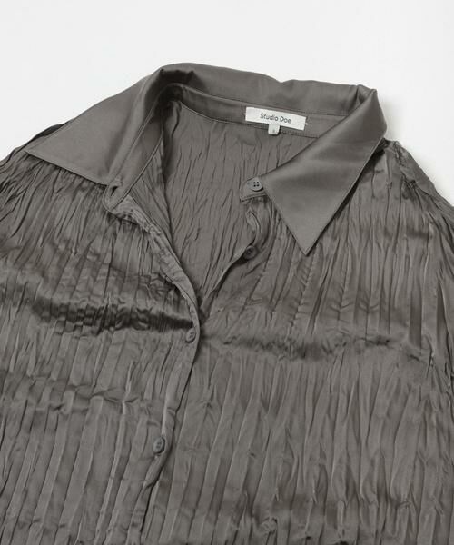URBAN RESEARCH / アーバンリサーチ シャツ・ブラウス | Studio Doe　SATIN PLEATED SHIRTS | 詳細4