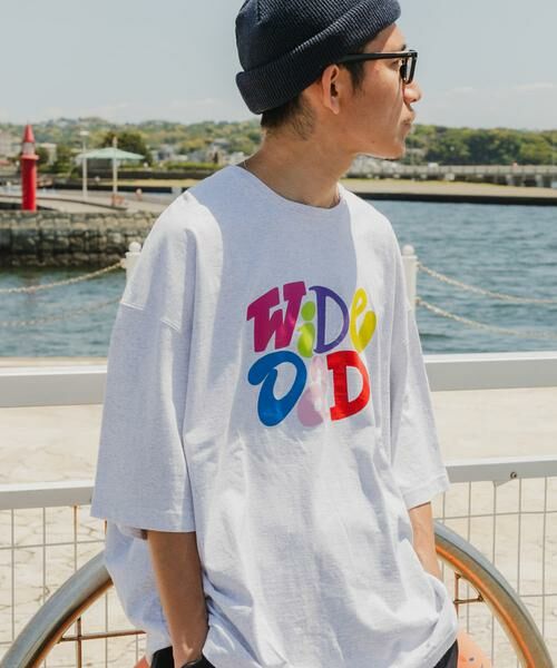 URBAN RESEARCH / アーバンリサーチ Tシャツ | Wide Dad　GRAPHIC T-SHIRTS WITH HATCH（ホワイト系その他）