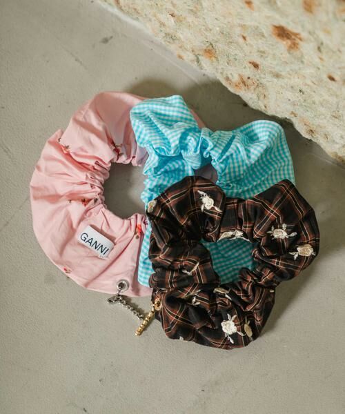 URBAN RESEARCH / アーバンリサーチ ヘアゴム・シュシュ | GANNI　EXCLUSIVE SCRUNCHIE | 詳細3