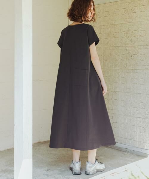 URBAN RESEARCH / アーバンリサーチ ワンピース | 『吸水速乾/UVカット/イージーケア』『別注』THOUSAND MILE×URBAN RESEARCH　FRENCH SLEEVE DRESS | 詳細5