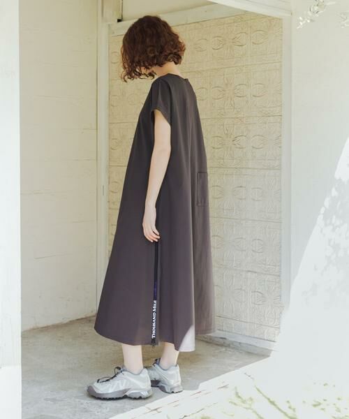URBAN RESEARCH / アーバンリサーチ ワンピース | 『吸水速乾/UVカット/イージーケア』『別注』THOUSAND MILE×URBAN RESEARCH　FRENCH SLEEVE DRESS | 詳細8