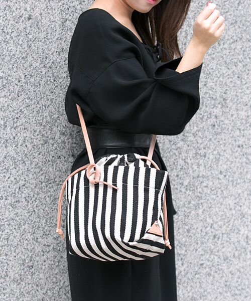 ＊＊URBAN RESEARCH / アーバンリサーチ ショルダーバッグ | LAUGOA　2WAYマルチBAG（Stripe）