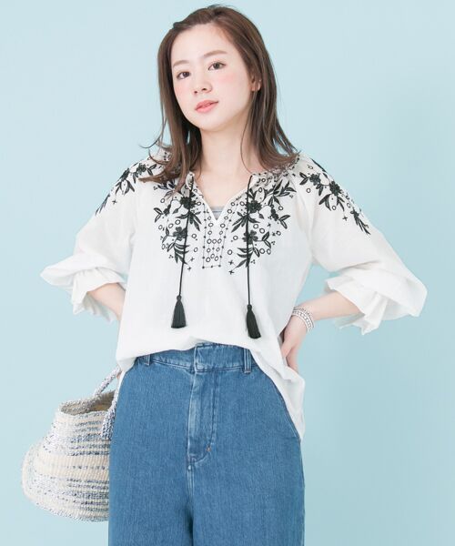 セール】 【TVドラマ着用】フラワー刺繍ブラウス （シャツ・ブラウス