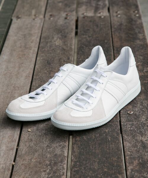 ＊＊URBAN RESEARCH / アーバンリサーチ スニーカー | RED SEAM　別注 GERMAN TRAINER（WHITE）