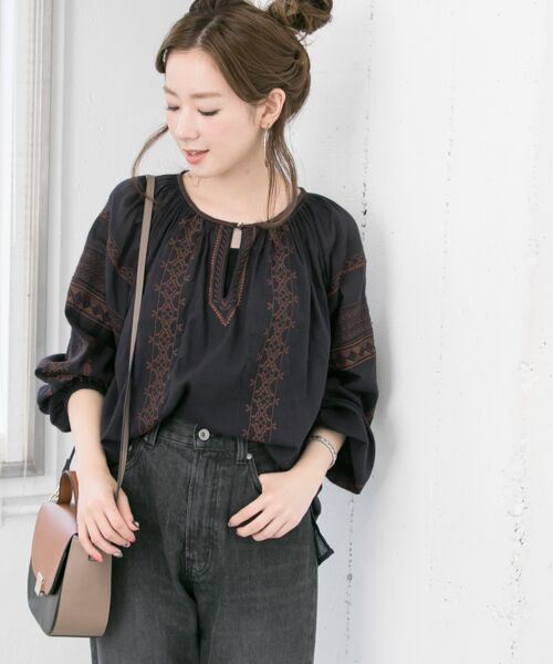 美品 ユナイテッドアローズ TOKYO 1,7万 インド製生地チュニックブラウス 美品 ユナイテッドアローズ TOKYO 1,7万 インド製生地チュニック